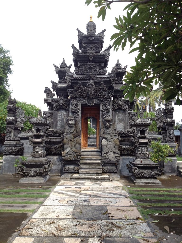 Temple a Lovina