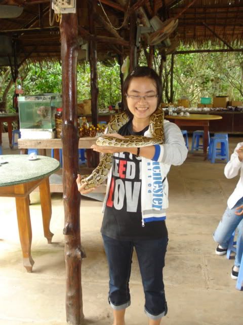 Chị em 5s và Love story: Anh à, thật ra em đẹp là nhờ... make-up. - 2