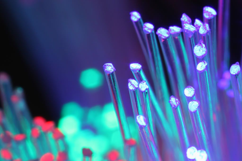 Fibre Optics 5 (c) PedroWilsoni fibre optic