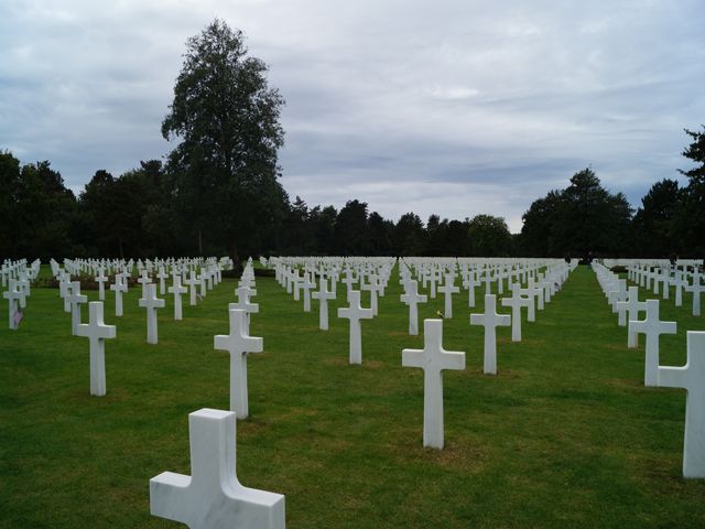 Bretaña, Normandía y más - verano 2013 - Blogs de Francia - Arromanches-Longues sur Mer-Cementerio americano- P. Du Hoc-Cementerio alemán (14)