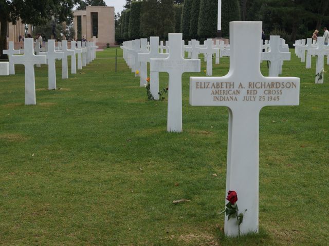 Bretaña, Normandía y más - verano 2013 - Blogs de Francia - Arromanches-Longues sur Mer-Cementerio americano- P. Du Hoc-Cementerio alemán (16)