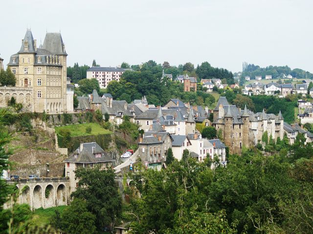 Bretaña, Normandía y más - verano 2013 - Blogs de Francia - Oradour-sur-Glane - Uzerche - Gouffre de Padirac (4)